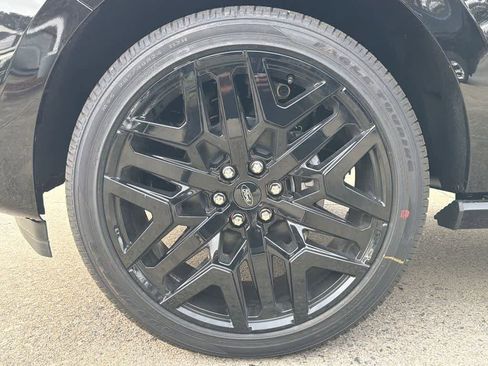 New 2026 Ford Expedition Platinum w/ Stealth Performance Package AWD/4WD image 9