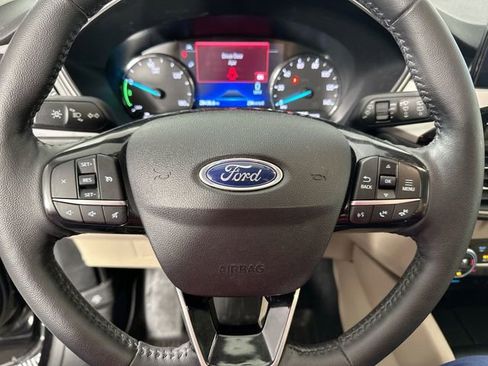 Used 2021 Ford Escape SEL AWD/4WD image 19