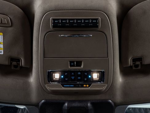 Used 2026 Ford F450 Platinum w/ Platinum Plus Package image 26