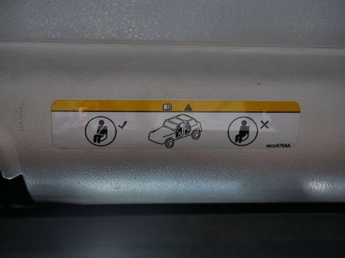 Used 2014 Jeep Wrangler Unlimited Sahara w/ Dual Top Group image 36