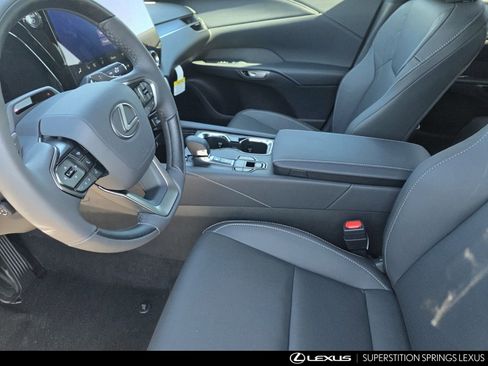 New 2026 Lexus RX 350h AWD/4WD image 13