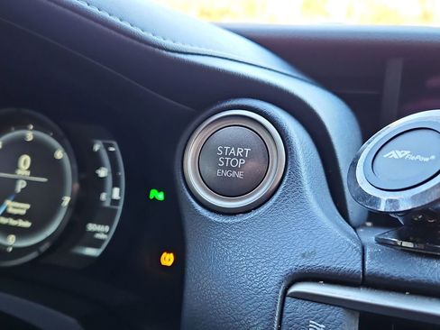Used 2020 Lexus IS 300 F Sport w/ F Sport Package RWD image 17