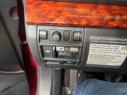 Used 2012 Subaru Outback 2.5i Limited w/ Moonroof Pkg image 15