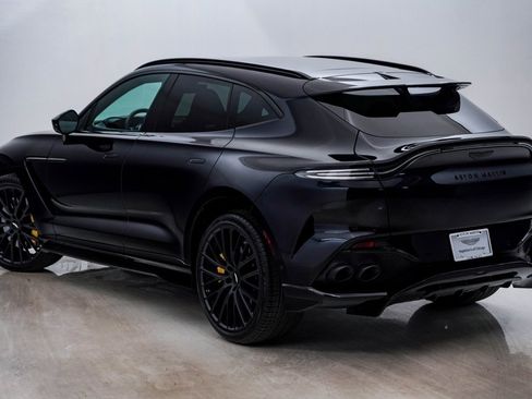 Used 2023 Aston Martin DBX 707 image 10