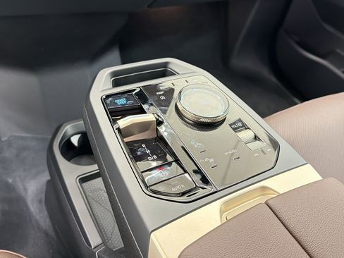 New 2026 BMW iX xDrive45 AWD/4WD image 17