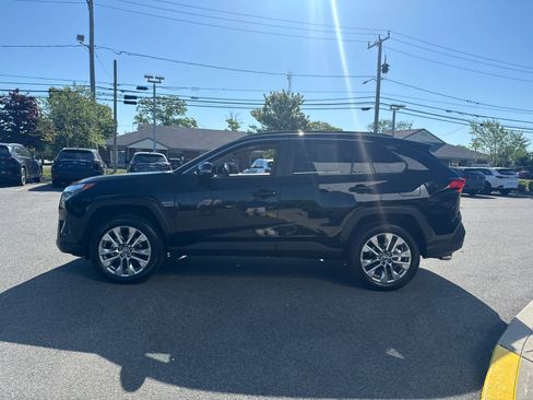 Used 2025 Toyota RAV4 XLE Premium w/ Weather Package AWD/4WD image 10