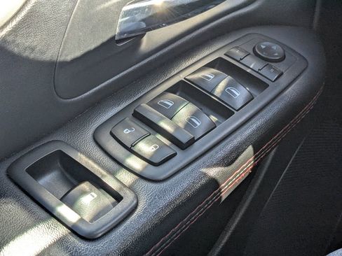 Used 2017 Dodge Grand Caravan GT image 10