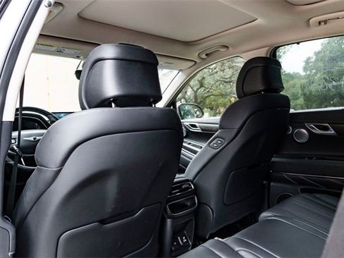 Used 2021 Genesis GV80 2.5T w/ Advanced Package 03 image 22