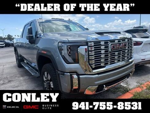 Used 2025 GMC Sierra 2500 Denali w/ Denali Reserve Package AWD/4WD image 1