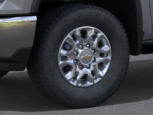 Used 2024 Chevrolet Silverado 3500 LT w/ Convenience Package AWD/4WD image 9