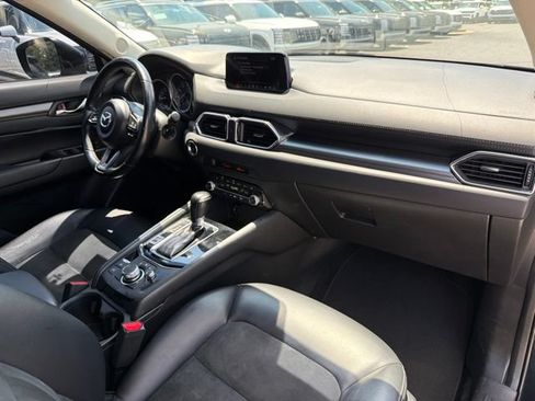 Used 2020 MAZDA CX-5 Touring FWD image 33