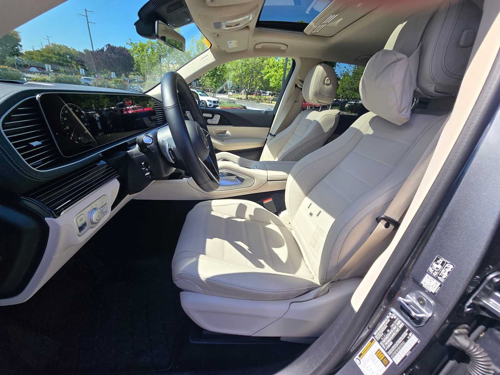 Certified 2025 Mercedes-Benz GLE 580 4MATIC image 22