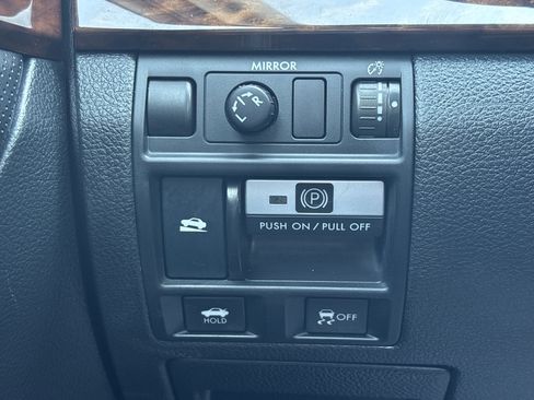 Used 2014 Subaru Legacy 2.5i Limited AWD/4WD image 32