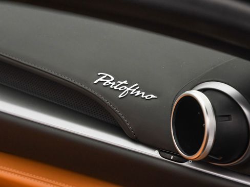 Certified 2019 Ferrari Portofino image 53