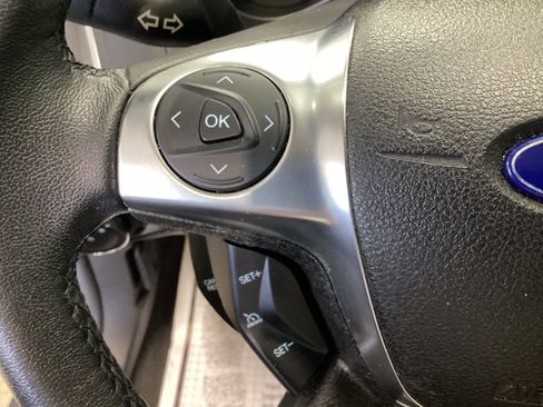 Used 2012 Ford Focus Titanium FWD image 20