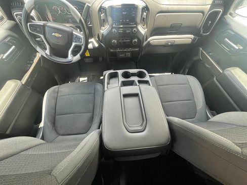 Used 2020 Chevrolet Silverado 1500 LT RWD image 10