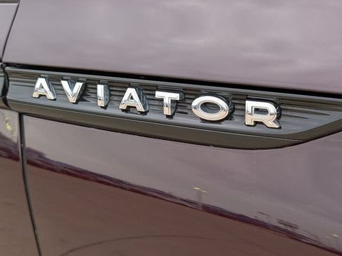 Used 2023 Lincoln Aviator Reserve w/ Equipment Group 201A AWD/4WD image 37