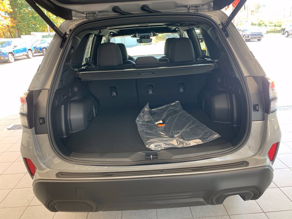 New 2026 Subaru Forester Premium AWD/4WD image 16