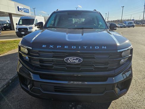 New 2026 Ford Expedition Max Active image 3