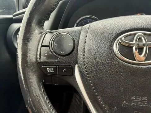 Used 2018 Toyota Corolla SE w/ Carpet Mat Package (TMS) FWD image 20