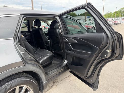 Used 2019 MAZDA CX-9 Touring AWD/4WD image 10