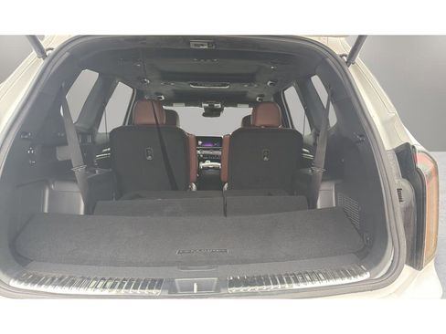 Used 2023 Kia Telluride SX Prestige image 18