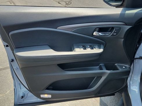 Certified 2023 Honda Ridgeline RTL-E image 12