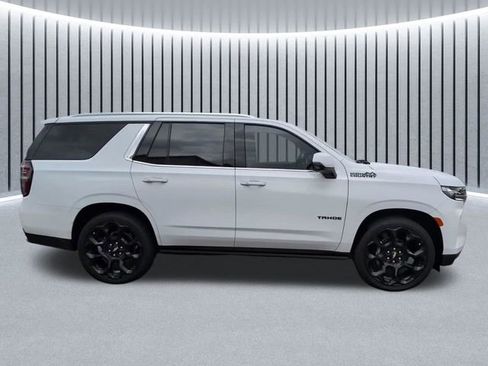 Used 2024 Chevrolet Tahoe High Country AWD/4WD image 3