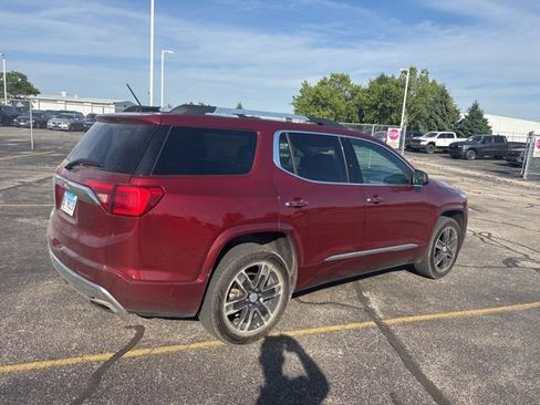 Used 2017 GMC Acadia Denali FWD image 3