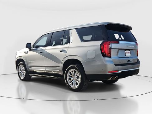 Used 2025 GMC Yukon Denali image 7