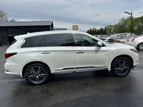 Used 2016 INFINITI QX60 Luxe w/ Premium Plus Package AWD/4WD image 2
