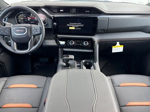 New 2026 GMC Sierra 1500 AT4 w/ AT4 Premium Package AWD/4WD image 14