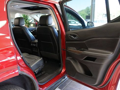 Used 2022 GMC Acadia Denali AWD/4WD image 50