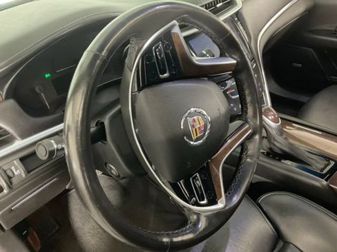 Used 2014 Cadillac XTS Luxury AWD/4WD image 18