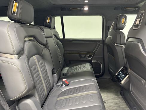 Used 2023 Rivian R1S Adventure AWD/4WD image 23