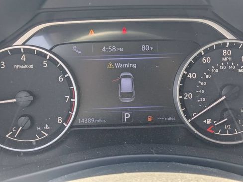 Used 2024 Nissan Murano SV FWD image 18