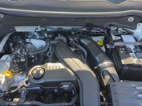 New 2026 Volkswagen Taos S image 21