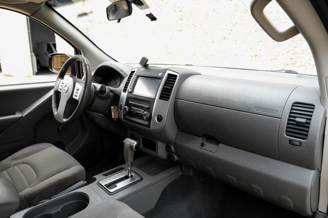 Used 2019 Nissan Frontier S RWD image 11