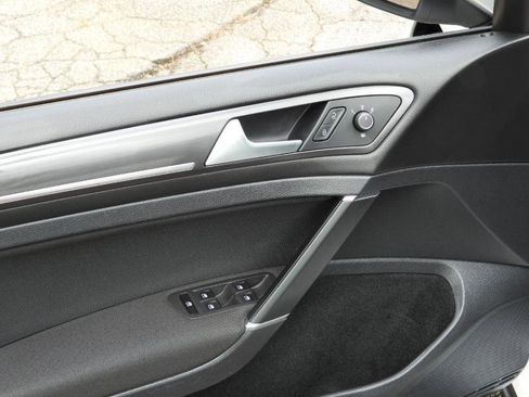 Used 2020 Volkswagen GTI S image 41