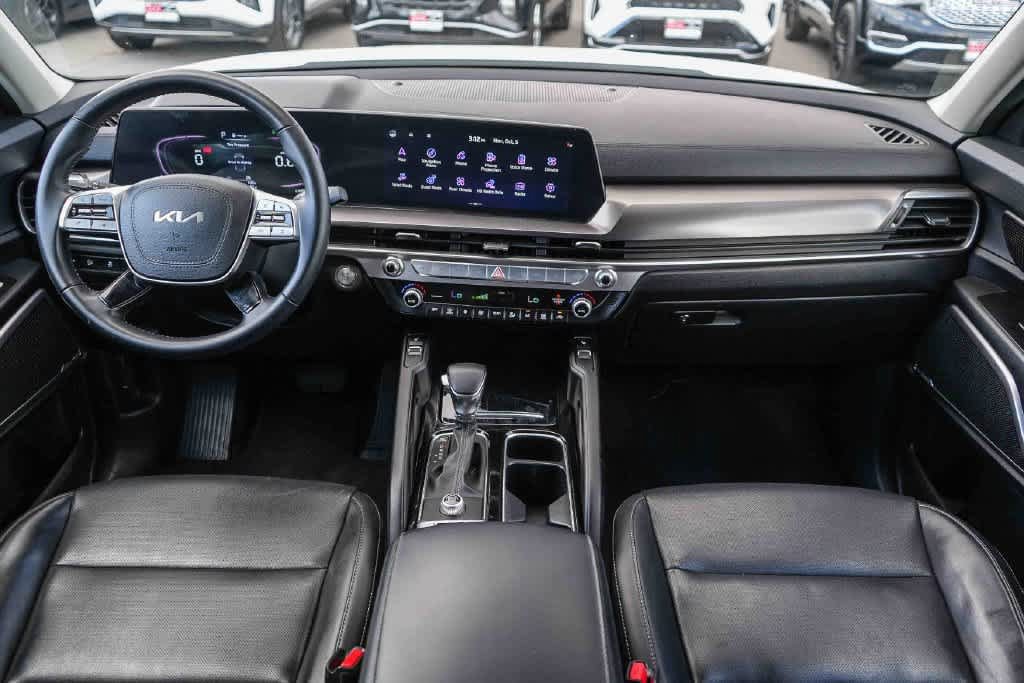 Certified 2024 Kia Telluride S w/ S Sunroof Package FWD image 12