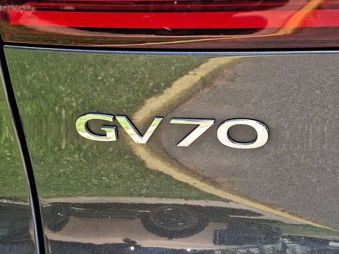 Used 2024 Genesis Electrified GV70 w/ Prestige Package AWD/4WD image 30