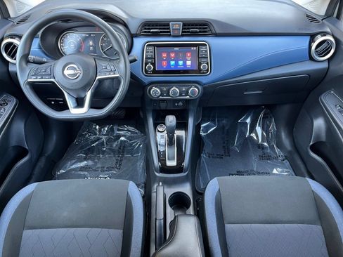 Used 2025 Nissan Versa SV FWD image 37