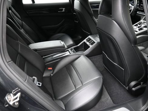 Certified 2018 Porsche Panamera 4 AWD/4WD image 10