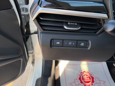 New 2025 Nissan Altima 2.5 SR w/ SR Premium Package image 19