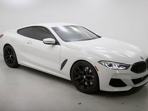 Used 2022 BMW M850i xDrive Coupe image 4