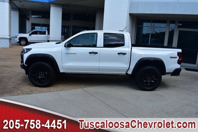 Used 2026 Chevrolet Colorado Trail Boss AWD/4WD image 7