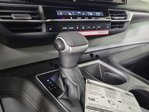New 2026 Toyota Sienna XLE FWD image 21