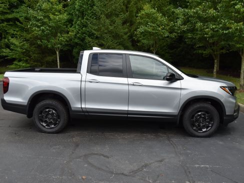 New 2026 Honda Ridgeline TrailSport image 9