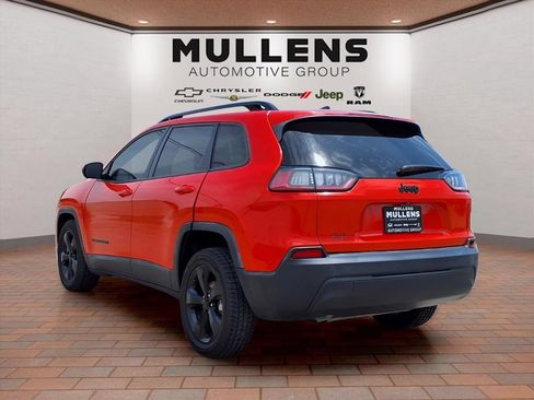 Used 2021 Jeep Cherokee Latitude Plus FWD image 7
