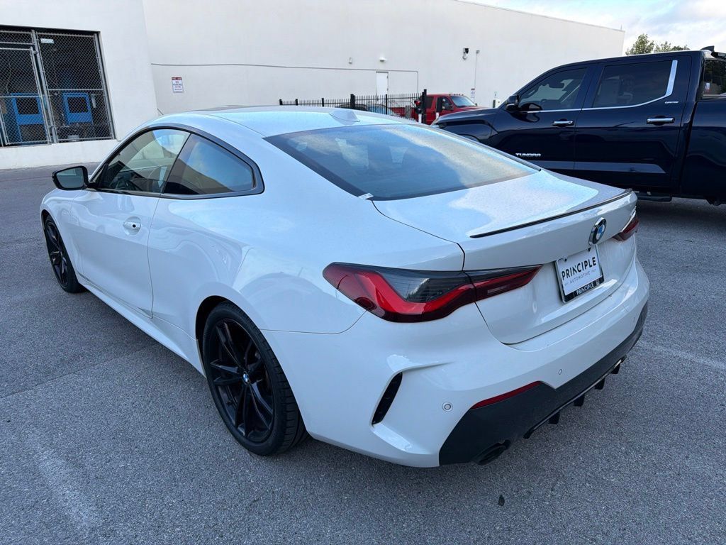 Certified 2024 BMW 430i Coupe w/ M Sport Package RWD image 3